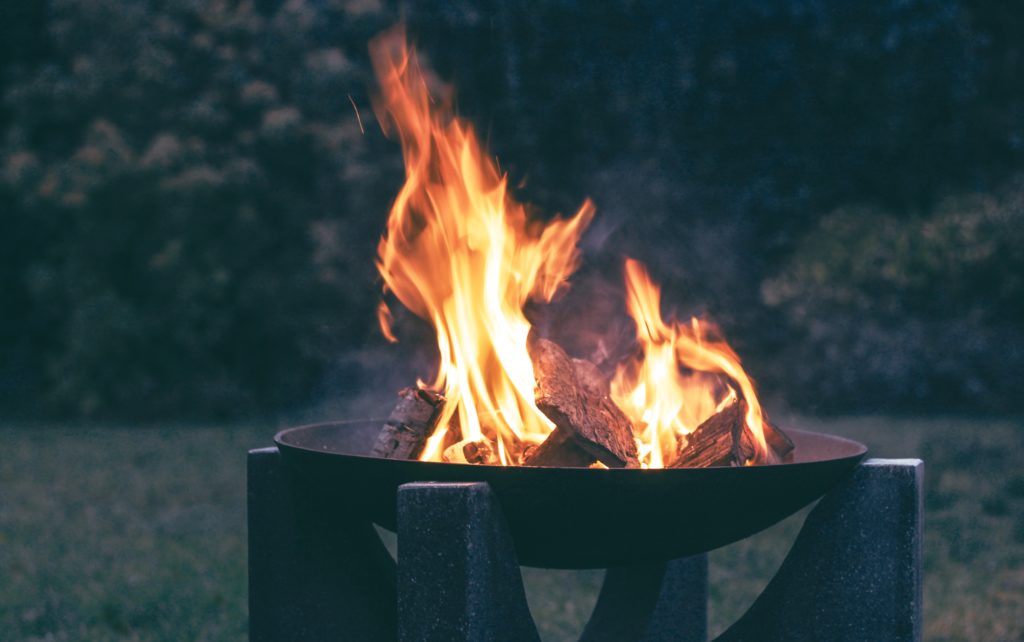 Image on Glowing Embers - UK Fireplaces and Stoves - blaze blur bonfire 752538