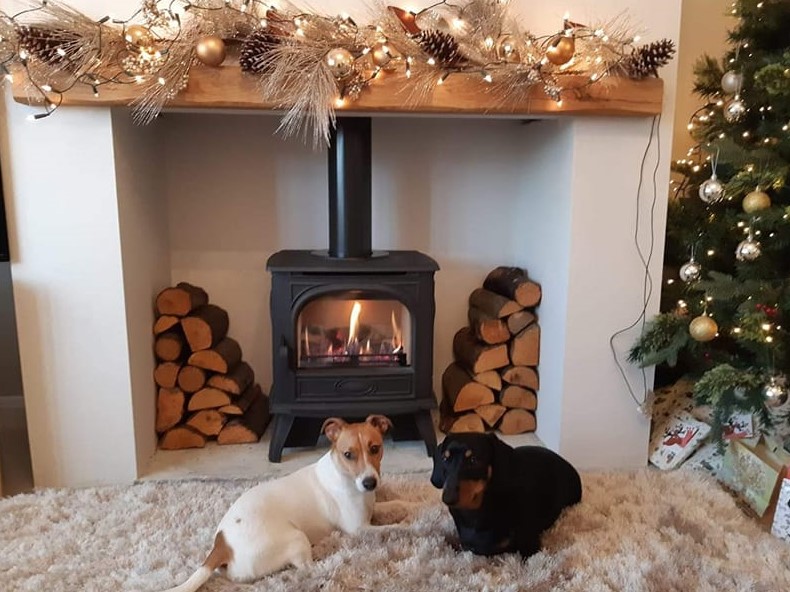 Image on Glowing Embers - UK Fireplaces and Stoves - Paula Taylor