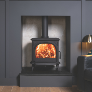 Stovax Huntingdon 30 - 5kw Defra Wood Burning Stove With Clear Door